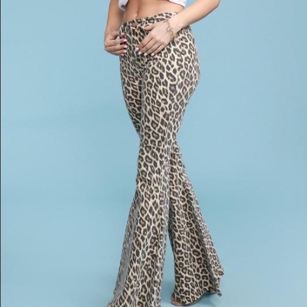 “Ol, feline flares” from Judy blue